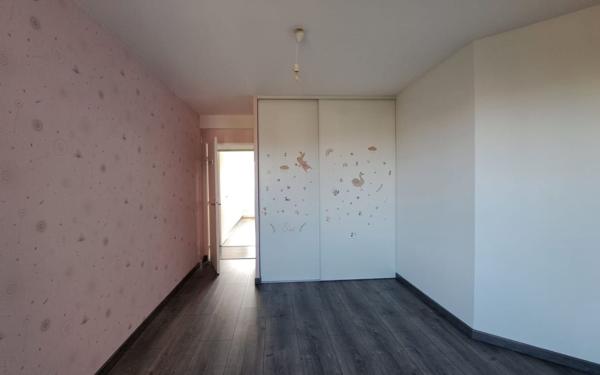 Appartement à louer    5 pièces • 101,69 m2 Saran