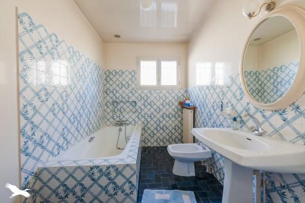 Maison à vendre |                                       Auvers-sur-Oise |                                        8 pièces  |  240 m²