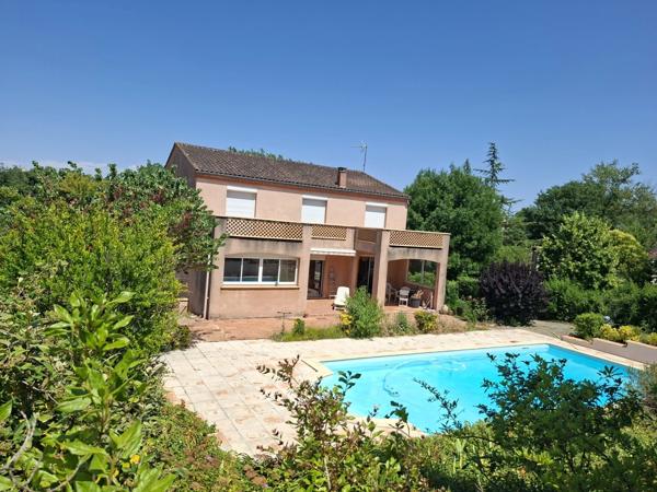 PUYGOUZON - Grande maison familiale avec piscine et jardin