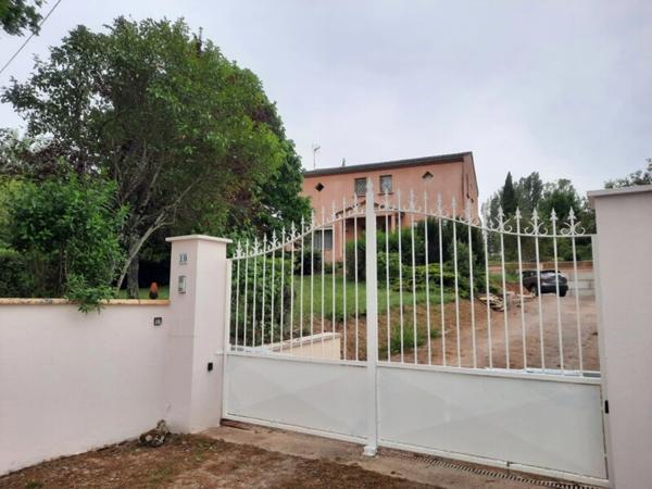 PUYGOUZON - Grande maison familiale avec piscine et jardin