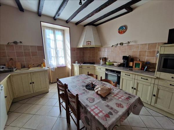 Maison à vendre |  Latronquière |  5 pièces | 145 m²