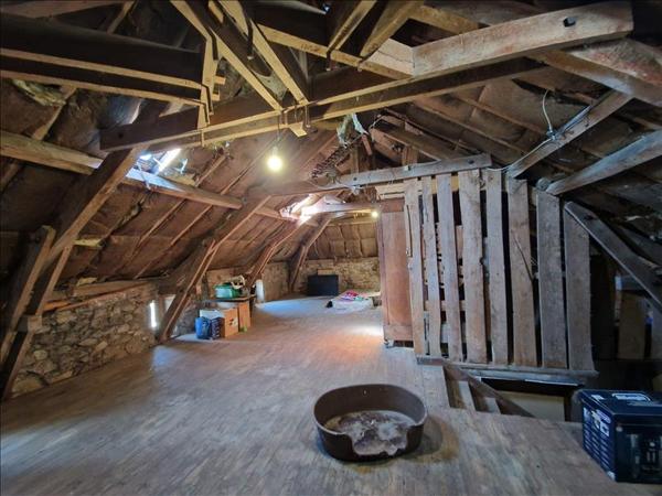 Maison à vendre |  Latronquière |  5 pièces | 145 m²