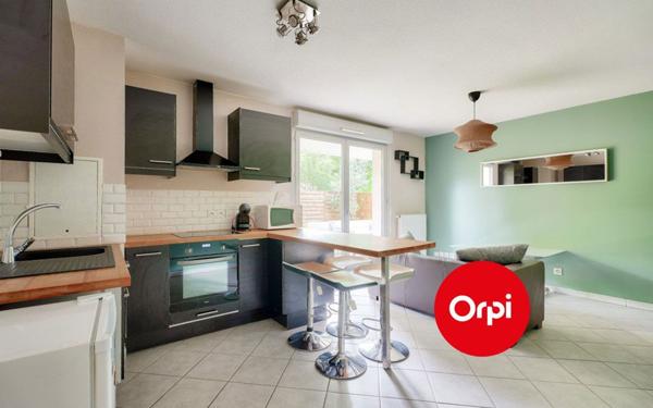 Appartement à vendre    2 pièces • 40,40 m2 Saint-Priest