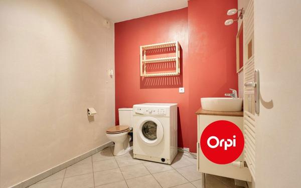 Appartement à vendre    2 pièces • 40,40 m2 Saint-Priest