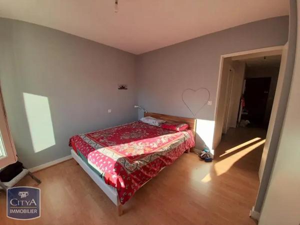 Appartement à louer 2 pièces 48.86m² Poitiers (86000)