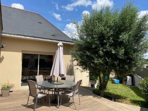 Grez-Neuville (49220) PAVILLON 2003 4 chambres avec piscine et sous sol 107m²