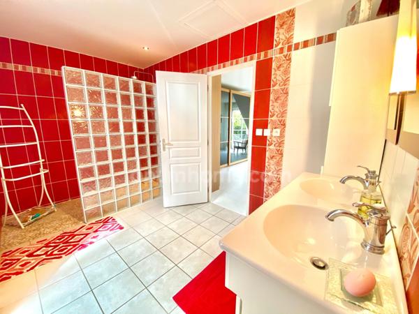 Maison d'architecte Familale à vendre - Secteur ultra prisé - Hauteurs d'Honfleur - Jardin magnifique - Garage