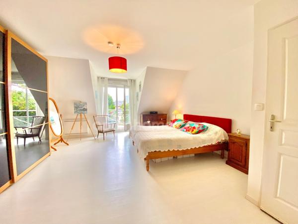 Maison d'architecte Familale à vendre - Secteur ultra prisé - Hauteurs d'Honfleur - Jardin magnifique - Garage