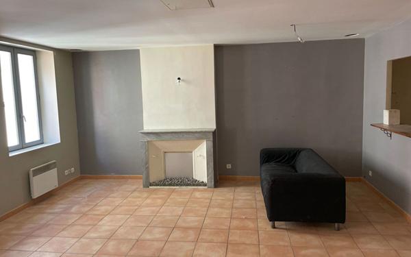 Appartement à vendre    3 pièces •  Ollioules