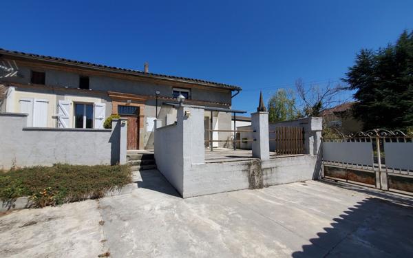 Maison à vendre    5 pièces •  Finhan