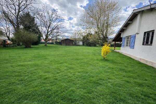 Maison centre-ville Salles 3 pièces 70m2 sur 2050 m² de terrain