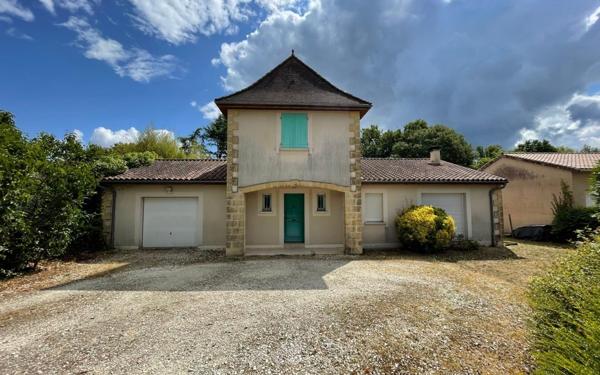 Maison à louer    6 pièces •  Champcevinel