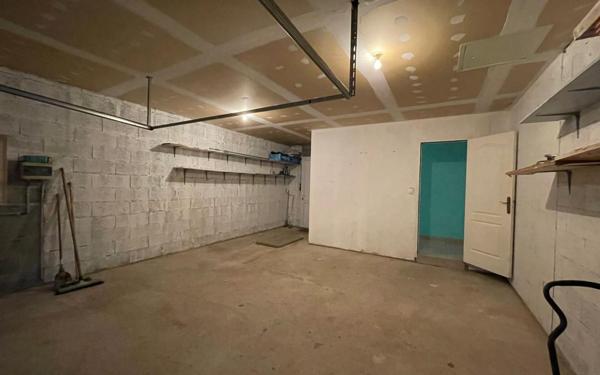 Maison à louer    6 pièces •  Champcevinel