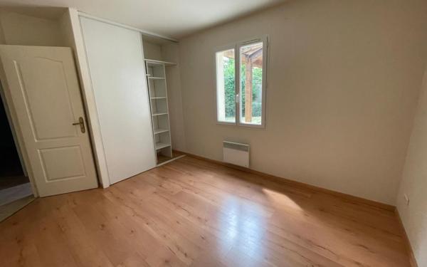 Maison à louer    6 pièces •  Champcevinel