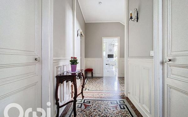 Maison à vendre    9 pièces •  Melun