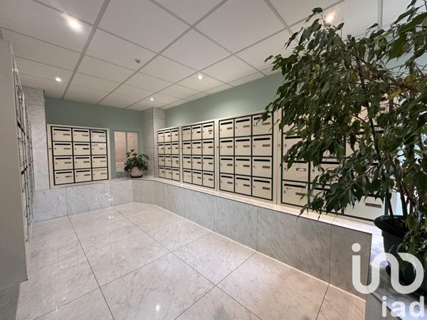 Location appartement 3 pièces 61 m² Rueil-Malmaison