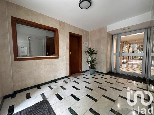 Location appartement 3 pièces 61 m² Rueil-Malmaison