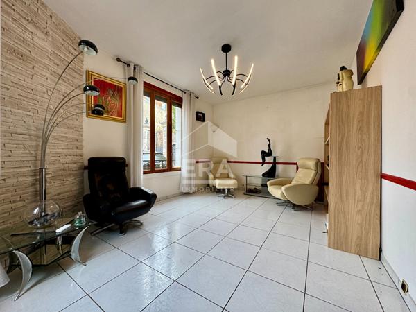 Maison Pussay 6 pièce(s) 139.43 m2 À vendre