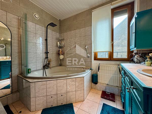 Maison Pussay 6 pièce(s) 139.43 m2 À vendre