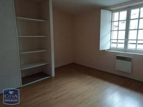 Appartement à louer 4 pièces 135m² Pamiers (09100)