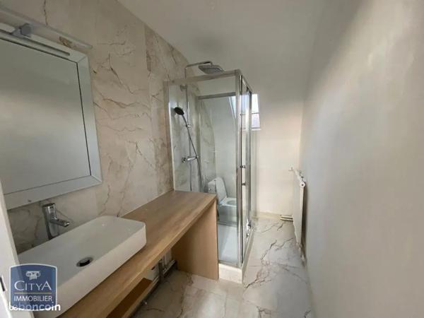 Appartement à louer 2 pièces 53m²