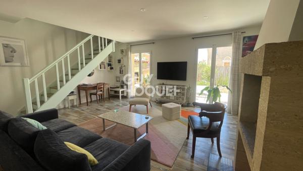 Maison Mèze 5 pièce(s) 91 m2 centre Mèze