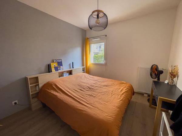 Appartement T3 contemporain, terrasse, cellier et parking,  
La rochelle 17000