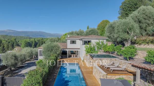 Mougins - Villa contemporaine d’exception au cœur d’un domaine privé