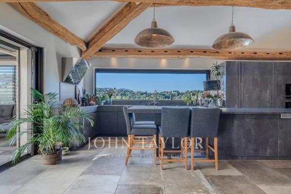 Mougins - Villa contemporaine d’exception au cœur d’un domaine privé