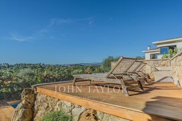 Mougins - Villa contemporaine d’exception au cœur d’un domaine privé