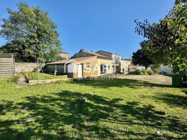 MAGNIFIQUE MAISON FAMILIALE DE 4 CHAMBRES POSSIBILITE PLUS ET STUDIO A NIORT !