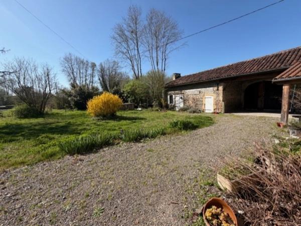 Proche PLAISANCE DU GERS (32), BELLE MAISON XIX, 200m2 dont 140 habitables, sur jardin clos de murs et de haies de 1600m2