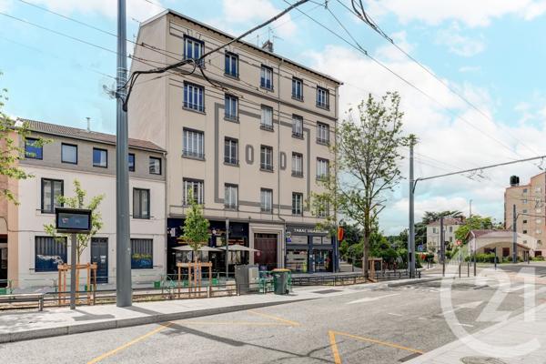 Appartement F2 à vendre  2 pièces - 49,10 m 2   LYON  - 69003