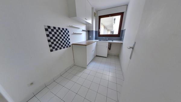 Appartement Saint Maurice 2 pièces de 45,94 m² avec cave et parking à 12 min du RER A de Joinville-le-Pont