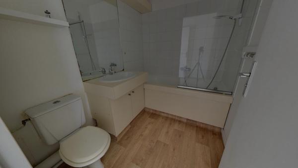 Appartement Saint Maurice 2 pièces de 45,94 m² avec cave et parking à 12 min du RER A de Joinville-le-Pont