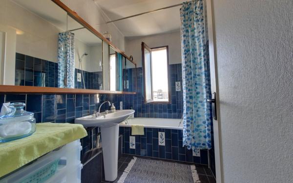 Appartement à vendre    3 pièces • 72,57 m2 Le Blanc-Mesnil
