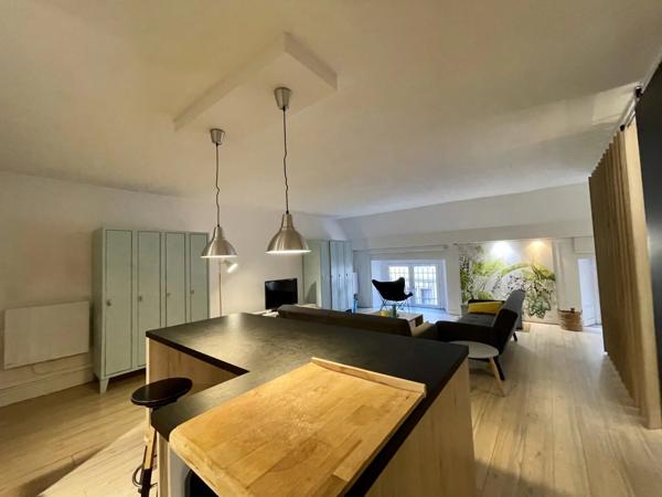 T1 BIS – QUAI ST ANTOINE