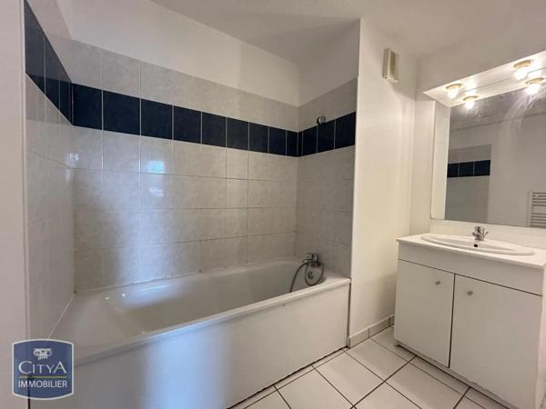 Appartement à louer 2 pièces 48.81m²