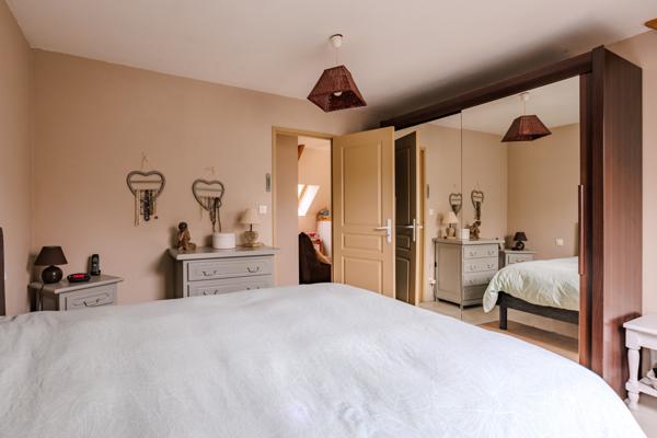 MAISON 7 PIECES -135 M² - BRECHAMPS 28 Nogent-le-Roi (28210)