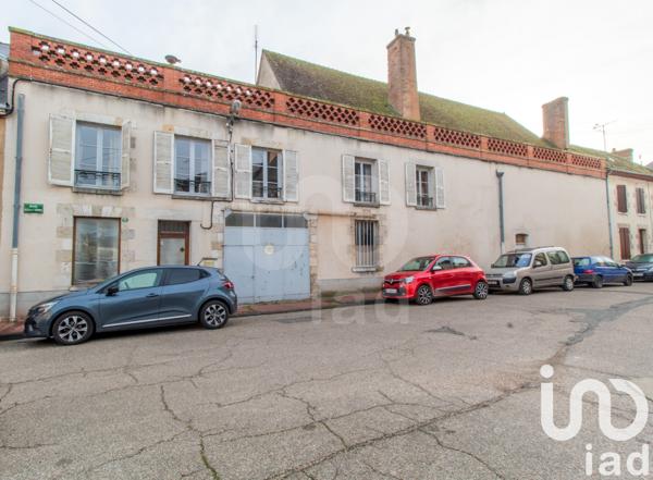 Immeuble à vendre 600 m² Lorris