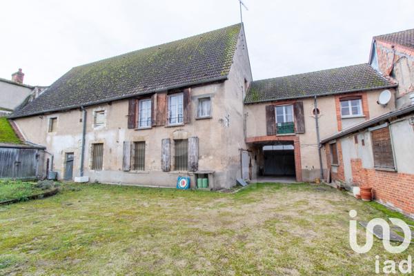 Immeuble à vendre 600 m² Lorris
