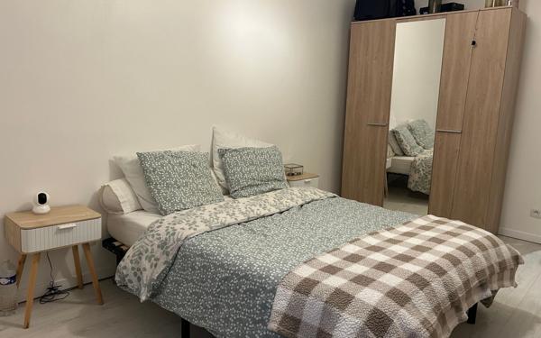 Appartement à louer    3 pièces • 53 m2 Montbouy