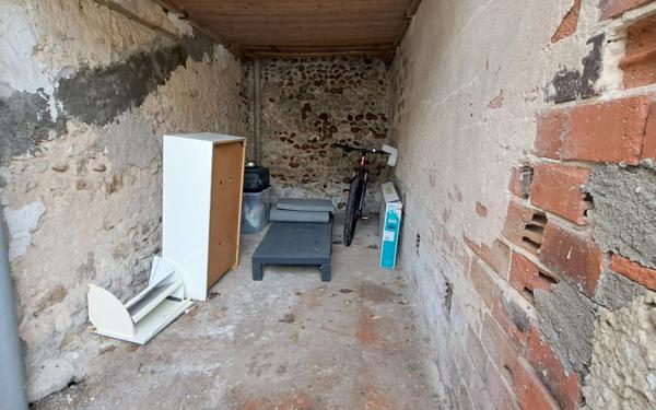 Appartement à louer    3 pièces • 53 m2 Montbouy