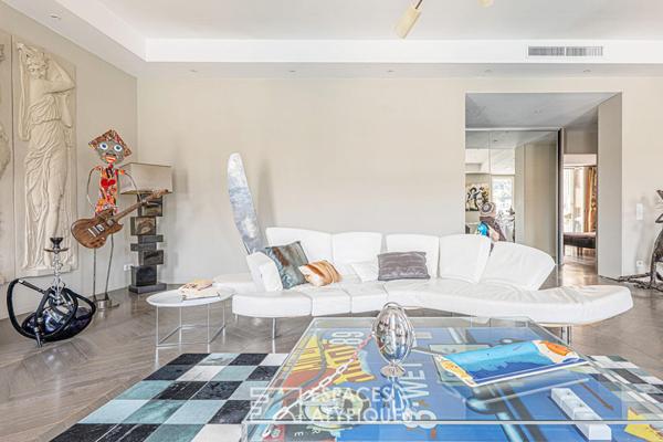 L’Horizon Souverain : Loft entre Ciel et Histoire au Port de Nice