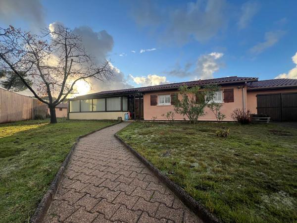 Maison Gujan Mestras 4 pièces 113.71 m2 sur parcelle de 750m2 avec garage