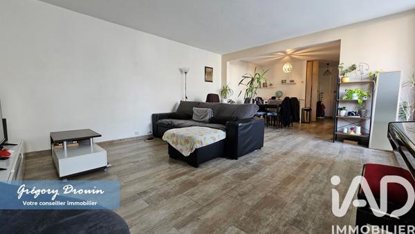 Appartement à vendre 3 pièces 83 m² Vaux-le-Pénil
