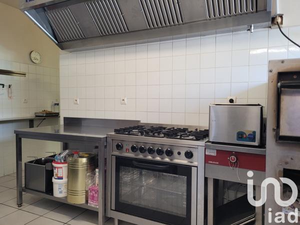 Immeuble à vendre 313 m² Thaumiers