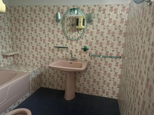 En exclusivité au quartier du Bas Brésis, grande maison d'architecte disposant de 2 logements , terrain constructible quart