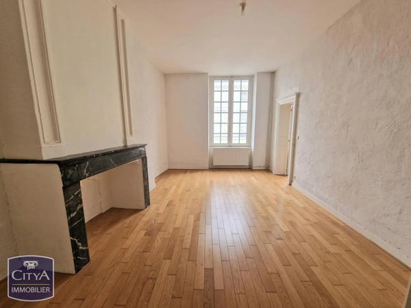 Appartement à vendre 2 pièces 77.5m² Saumur (49400)