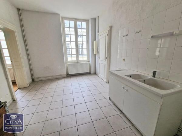 Appartement à vendre 2 pièces 77.5m² Saumur (49400)